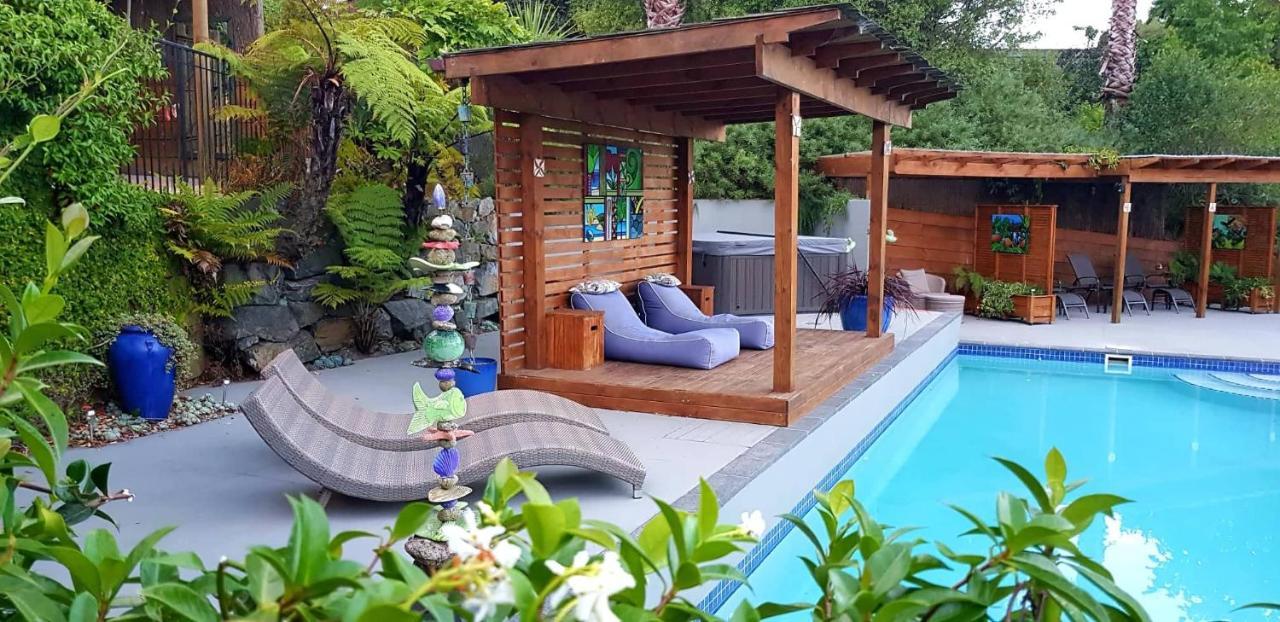 Huntington Stables Retreat 5* Cambridge